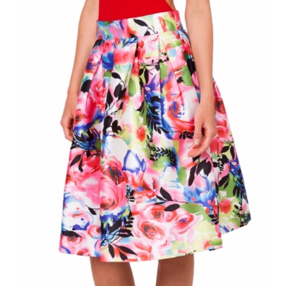 Gracia Floral Skirt size M